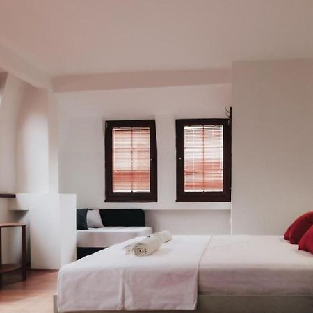 Hotel Castrum Skopje Zewnętrze zdjęcie