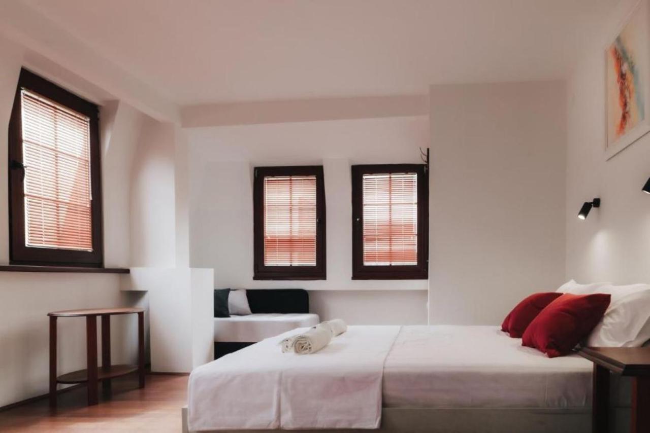 Hotel Castrum Skopje Zewnętrze zdjęcie